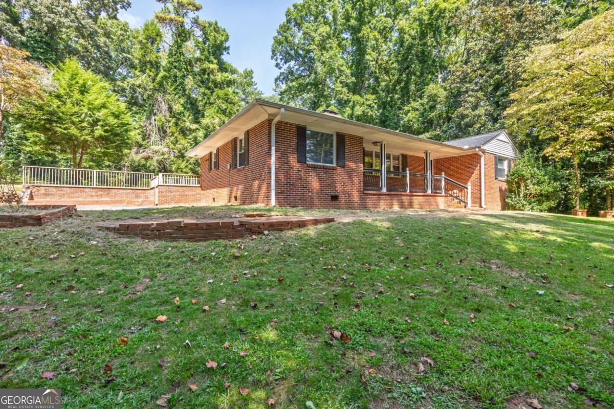 250 Memorial Drive Property Photo 2