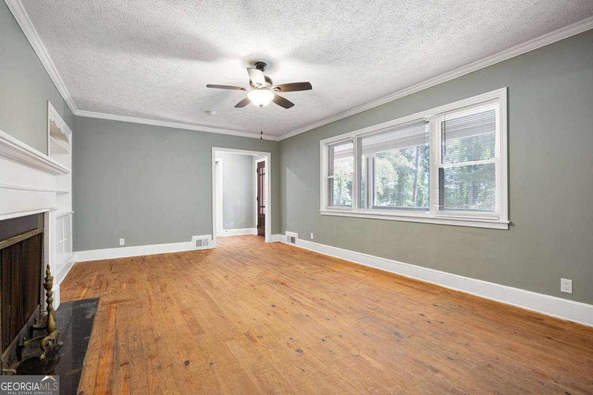 250 Memorial Drive Property Photo 8
