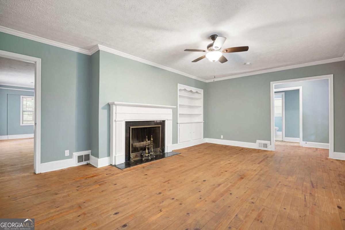 250 Memorial Drive Property Photo 9