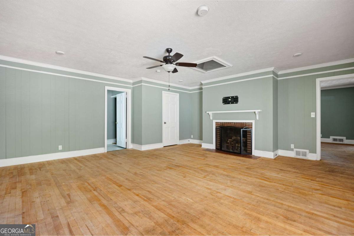 250 Memorial Drive Property Photo 16