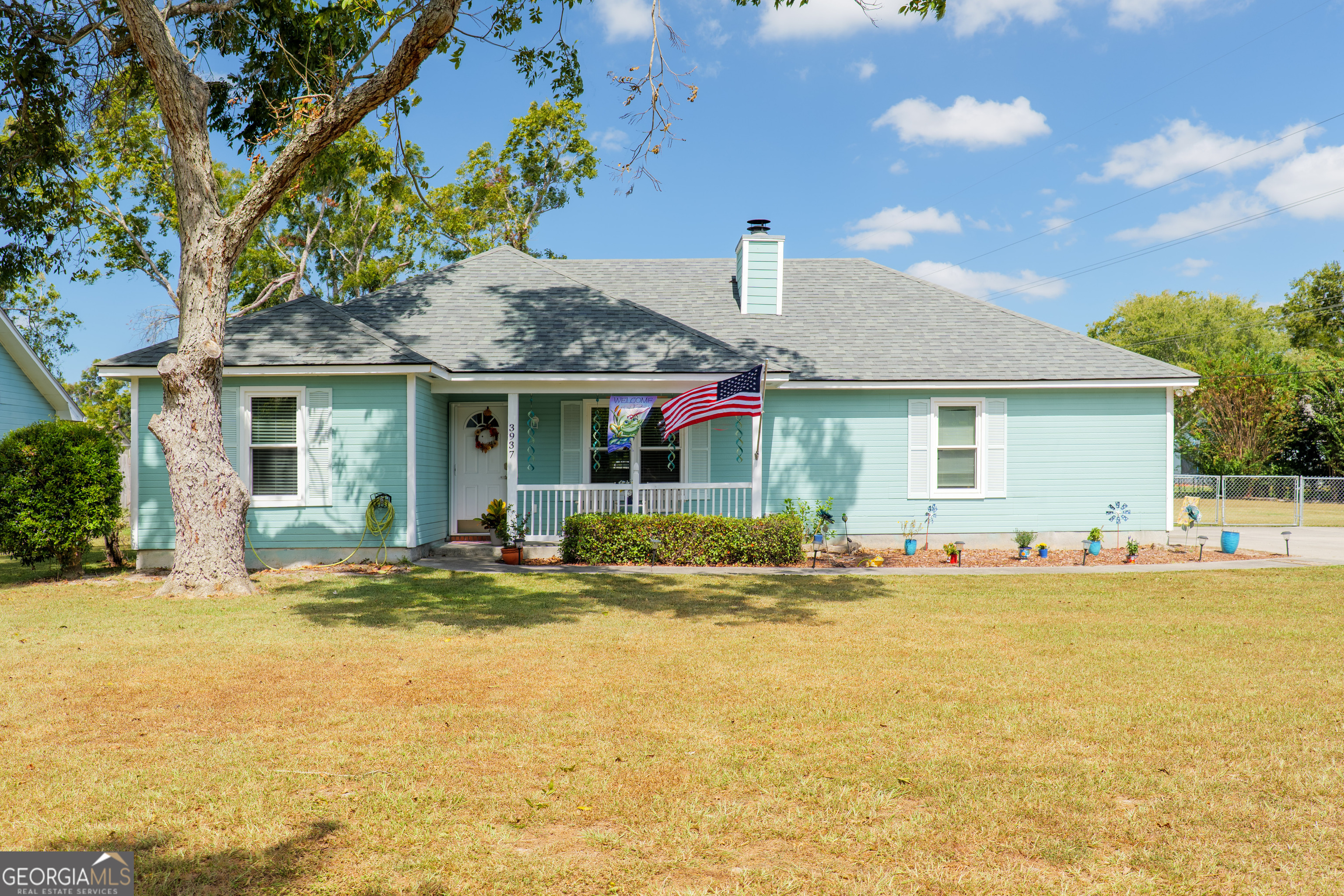 3937 Studstill Road Property Photo 2