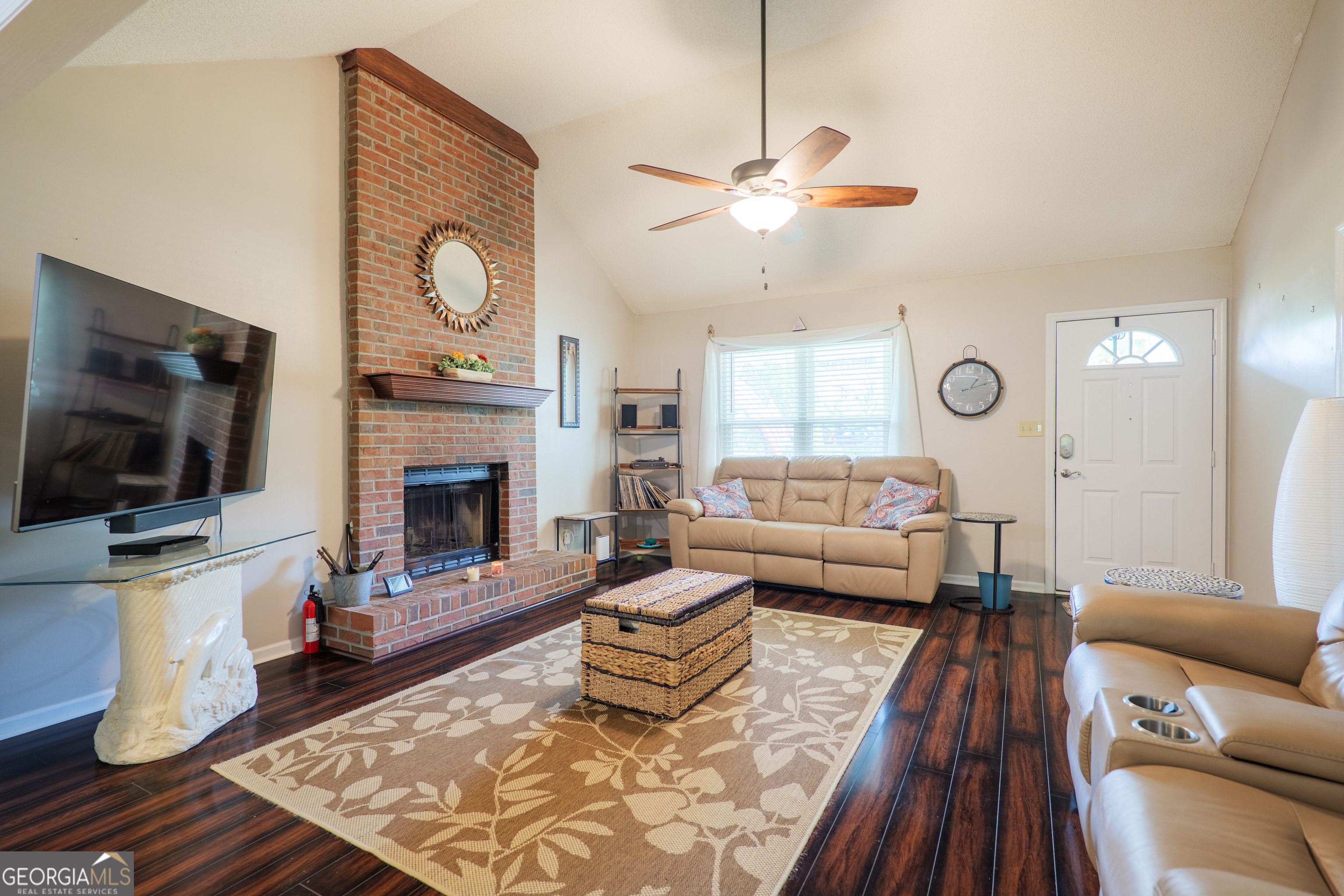 3937 Studstill Road Property Photo 7