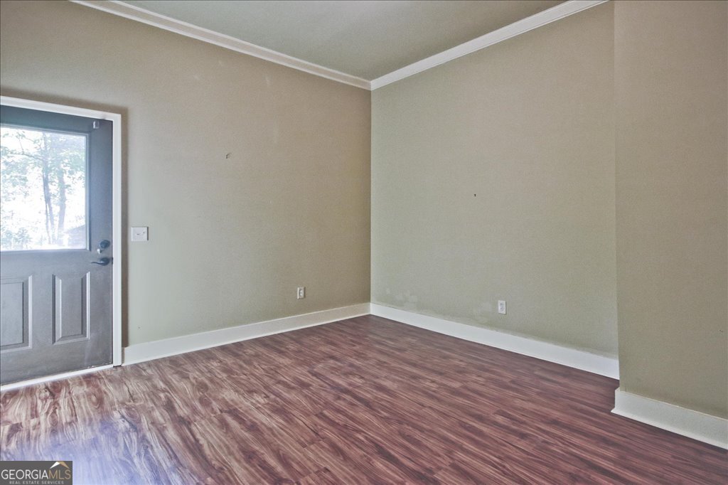 194 Edgewater Trail S Property Photo 43