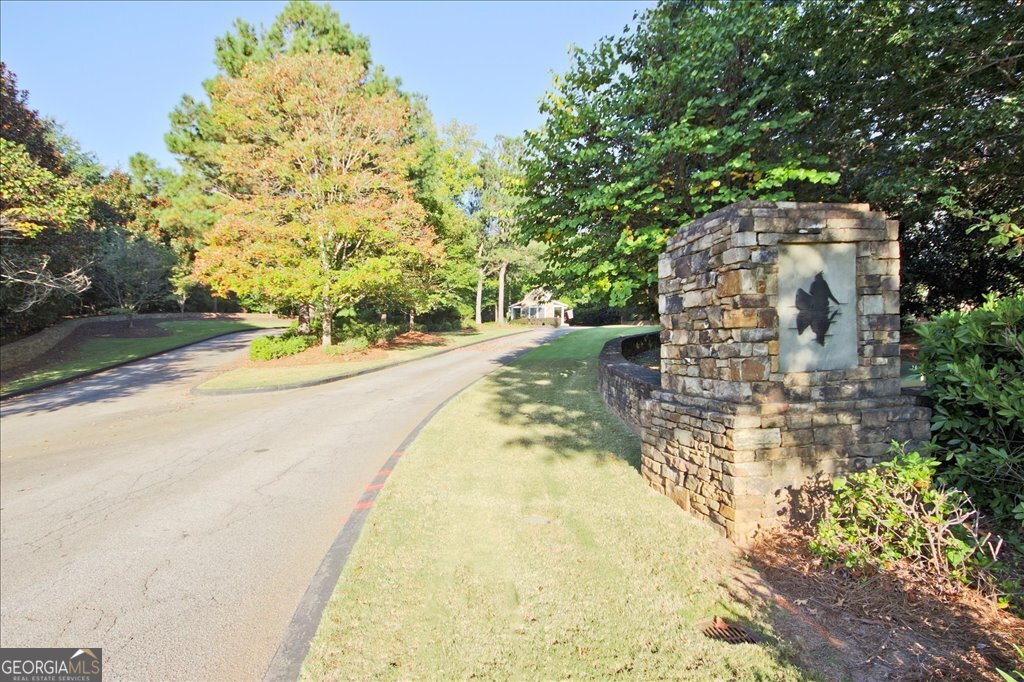 194 Edgewater Trail S Property Photo 59