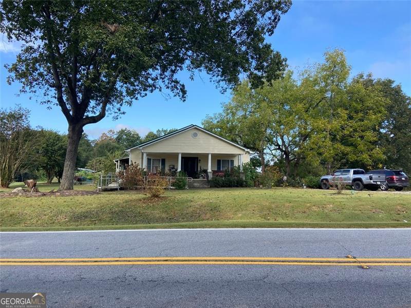 4625 Post Road Property Photo 1