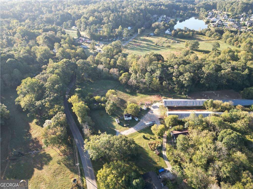 4592 Waters Road Property Photo 4