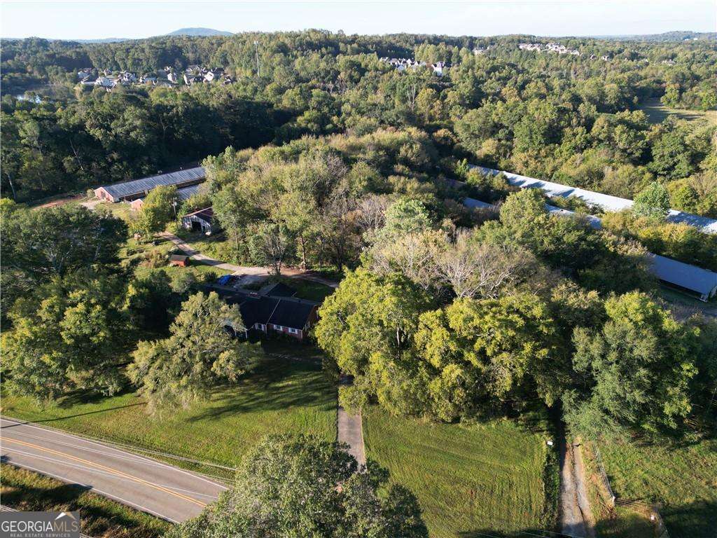 4592 Waters Road Property Photo 6