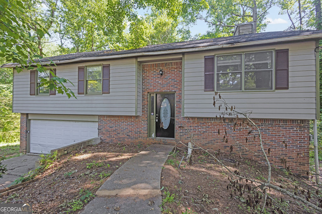 3189 Glen Hollow Drive Property Photo 4