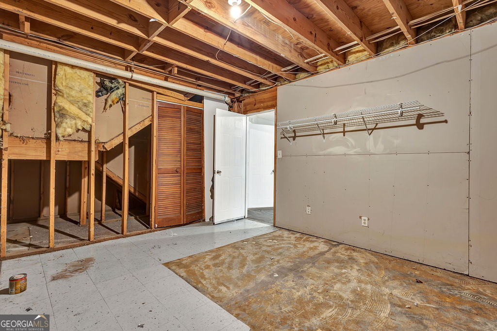3189 Glen Hollow Drive Property Photo 14