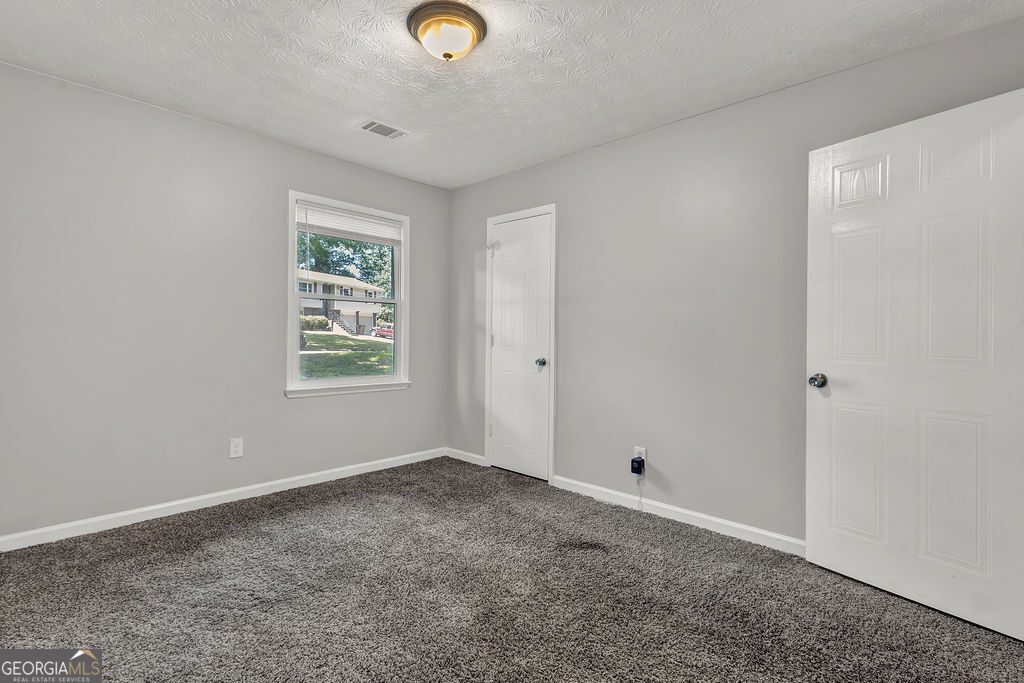 3189 Glen Hollow Drive Property Photo 17