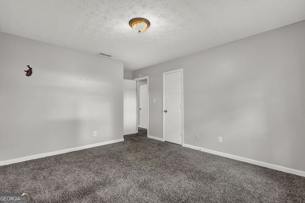 3189 Glen Hollow Drive Property Photo 28