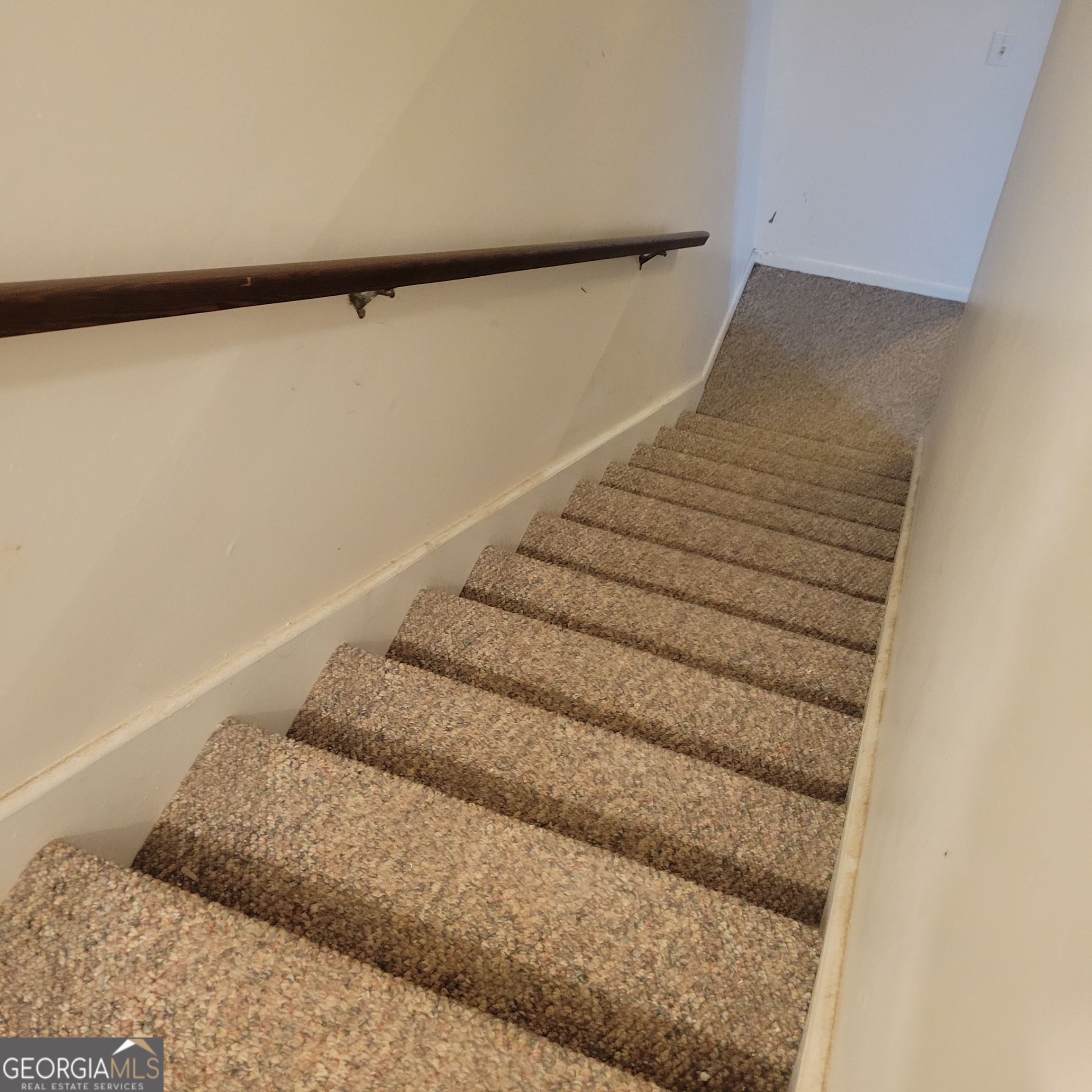 7 Quail Run Property Photo 13