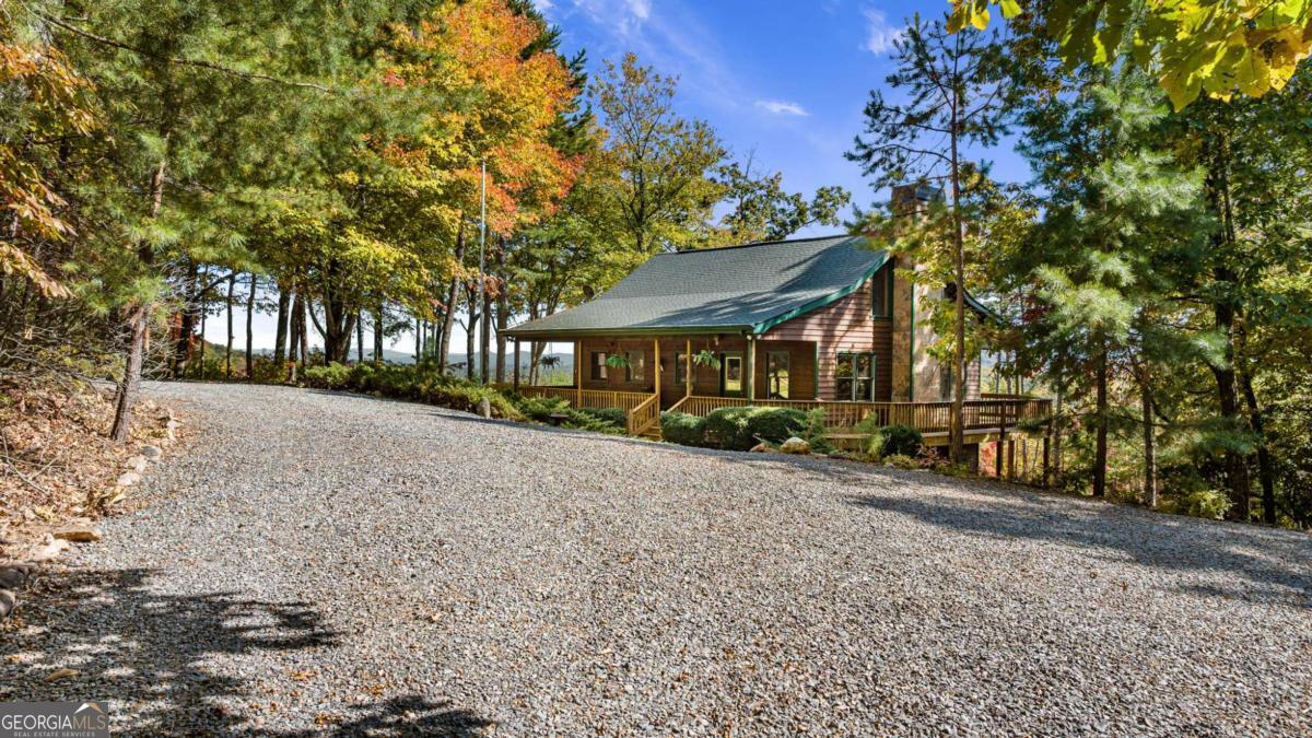 1655 Mangums Trail Property Photo 1