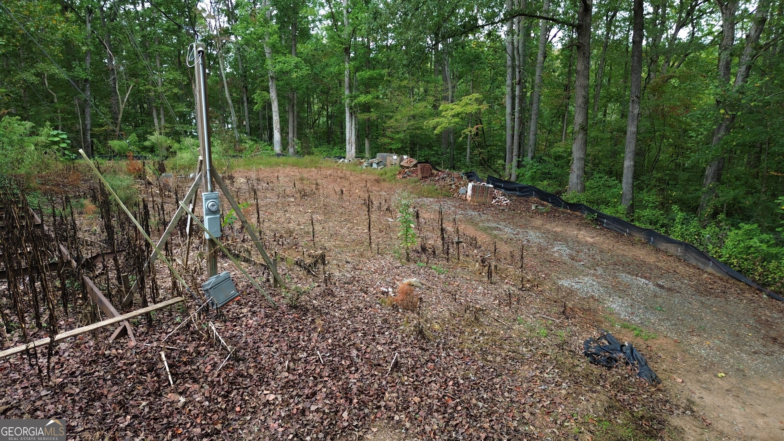 3394 Lee Drive Property Photo 2