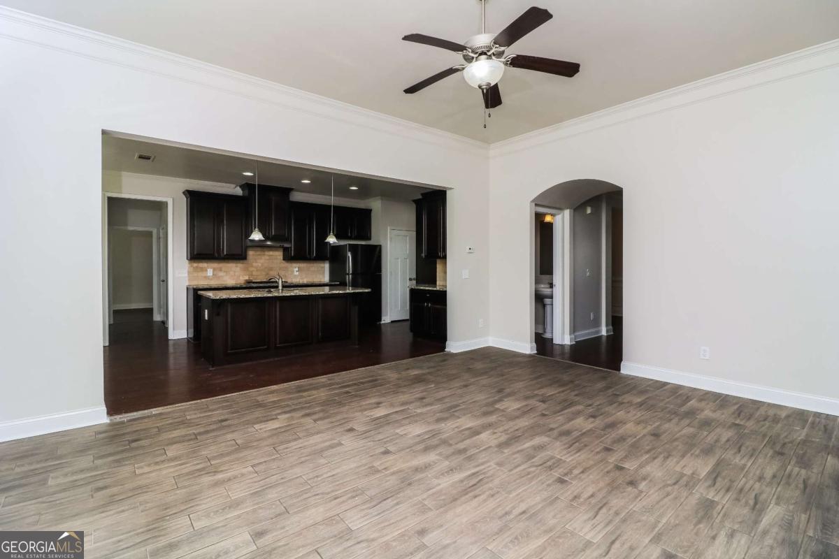 2206 Spring Stone Court Property Photo 12