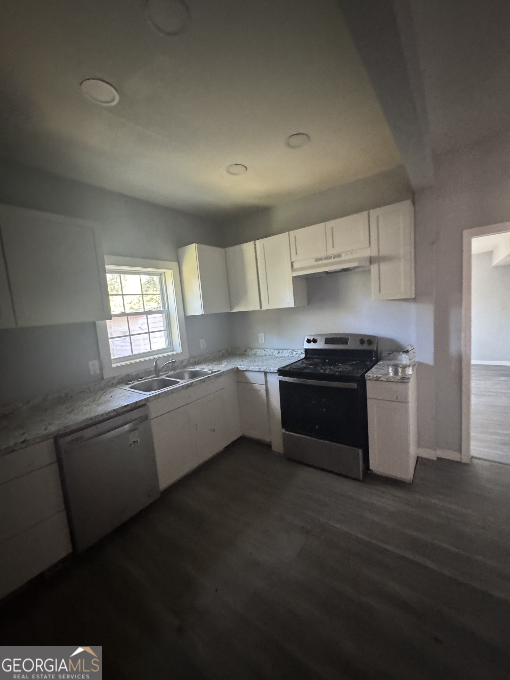 711 Highway 162 Property Photo 15
