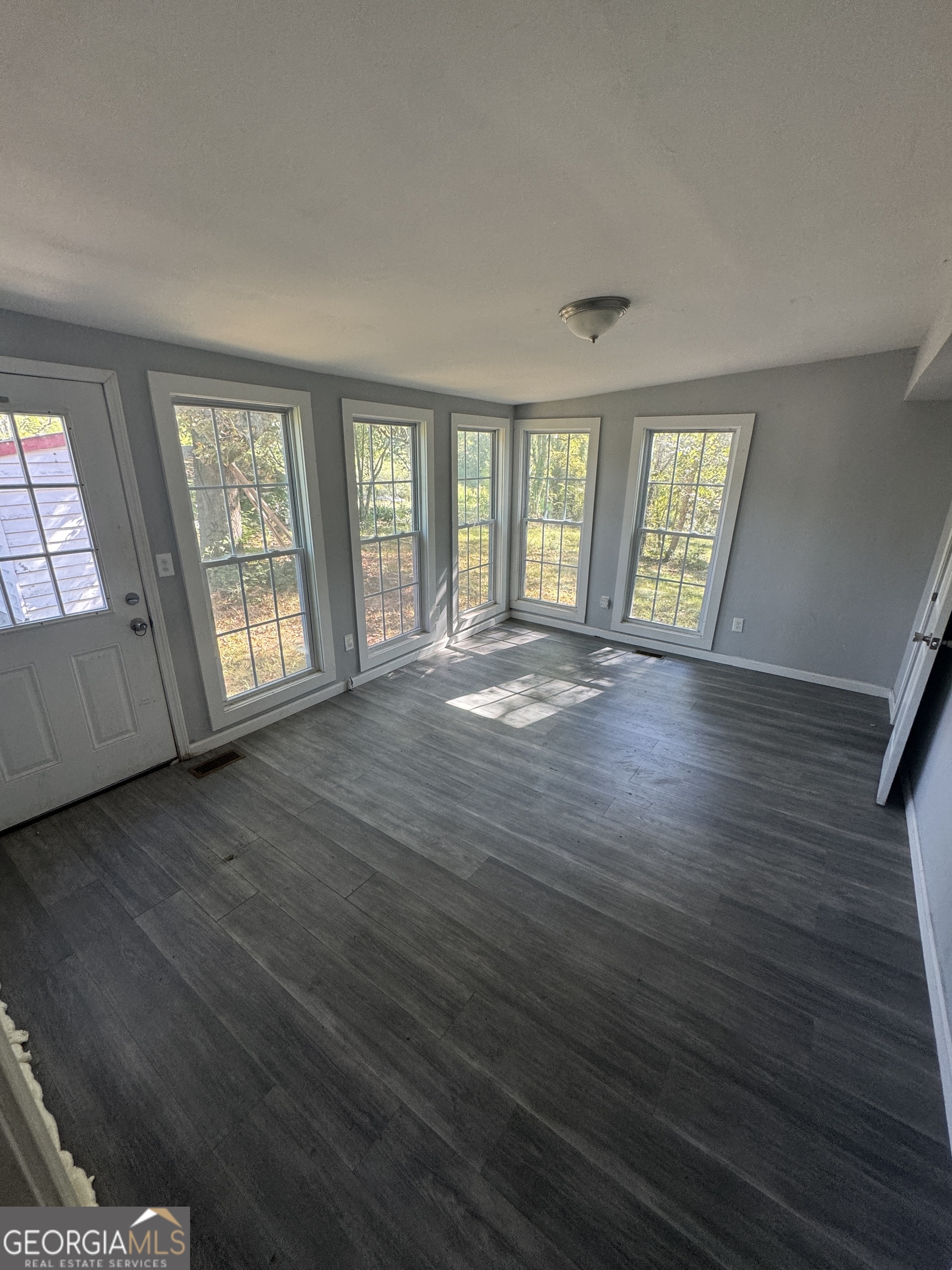 711 Highway 162 Property Photo 23