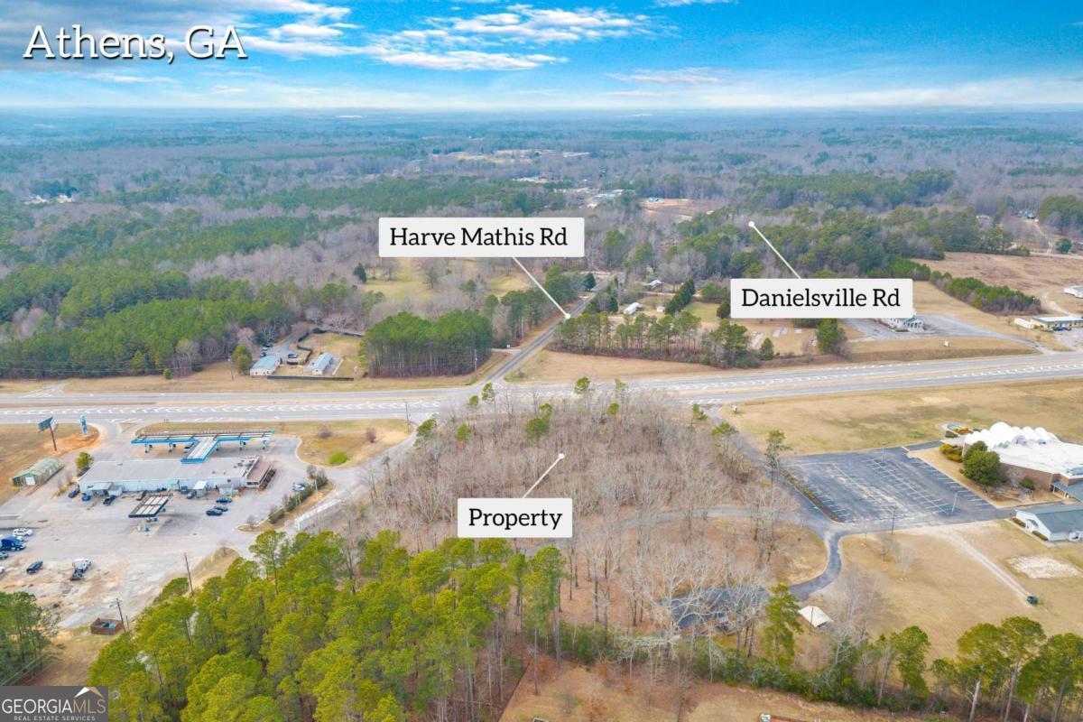 540 & 542 Harve Mathis Road Property Photo 7
