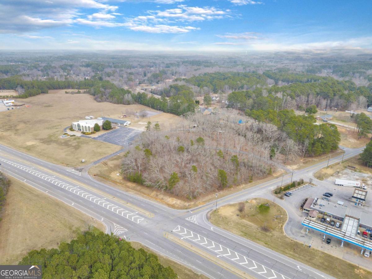 540 & 542 Harve Mathis Road Property Photo 14