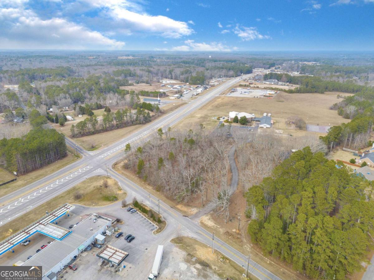 540 & 542 Harve Mathis Road Property Photo 15