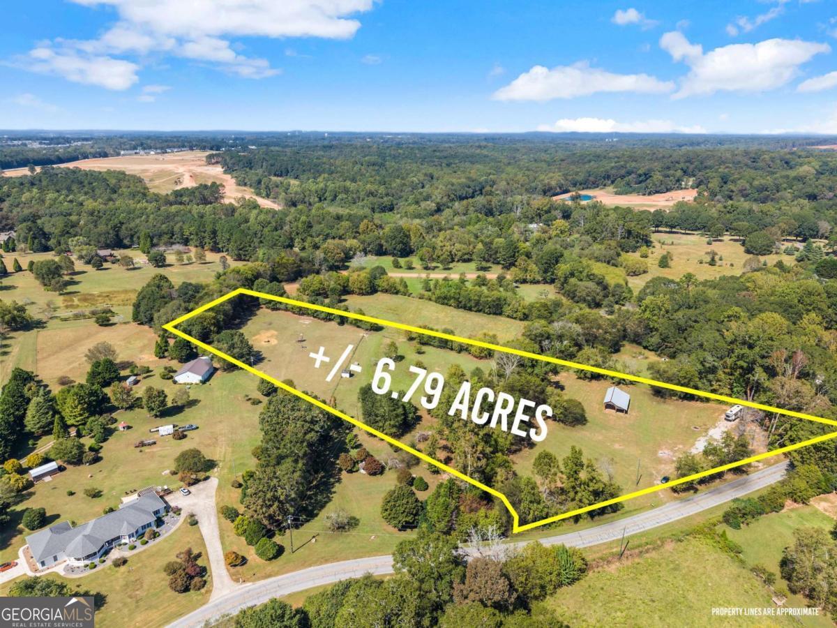241 Bill Watkins Road Property Photo 1