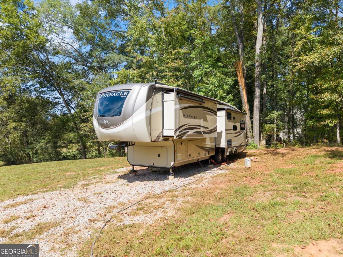 241 Bill Watkins Road Property Photo 20