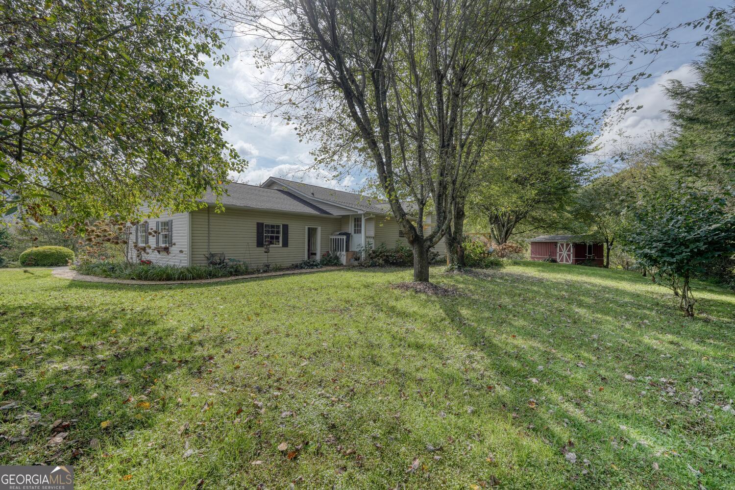 2726 Deer Run Drive Property Photo 5