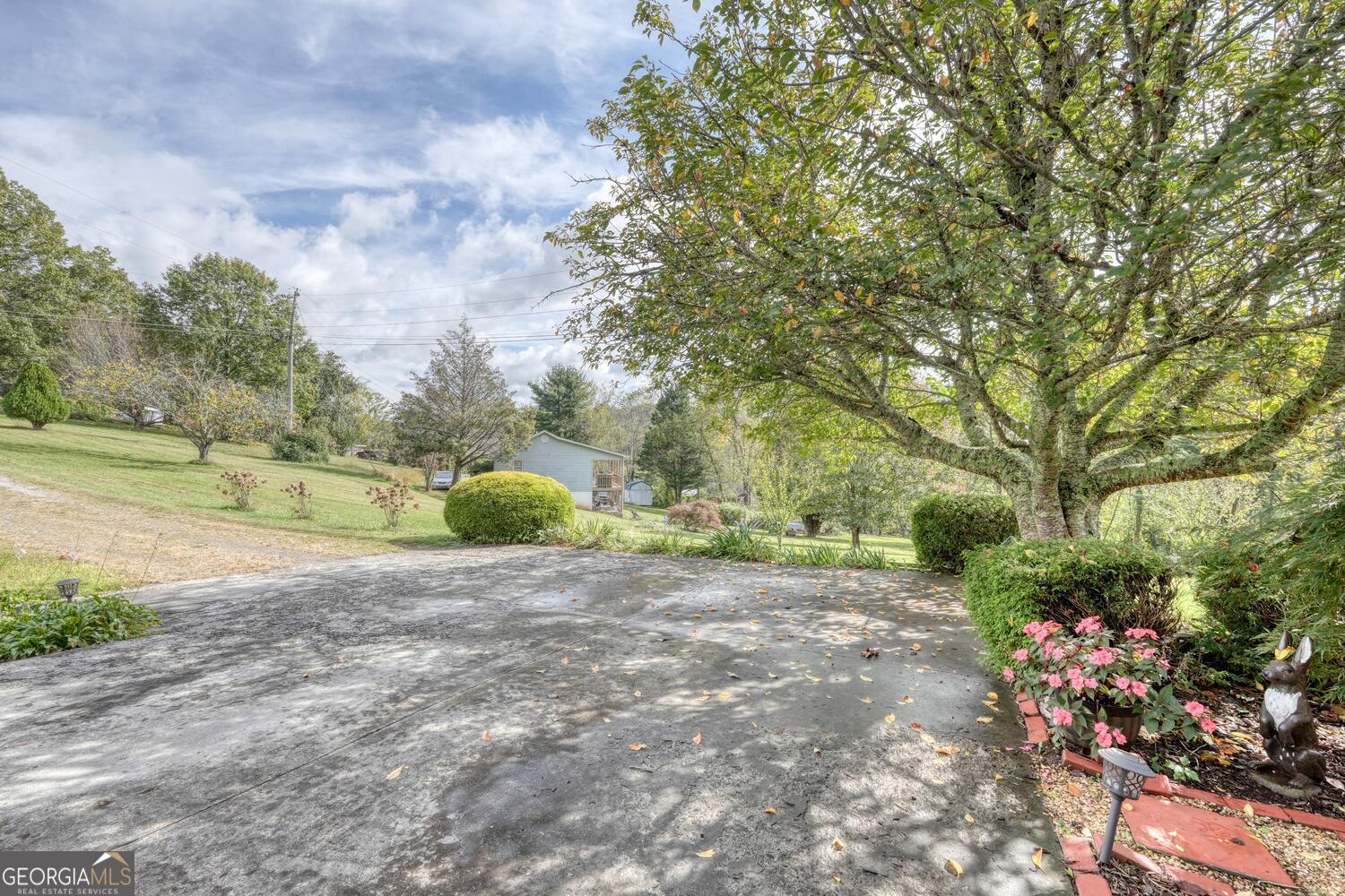 2726 Deer Run Drive Property Photo 44