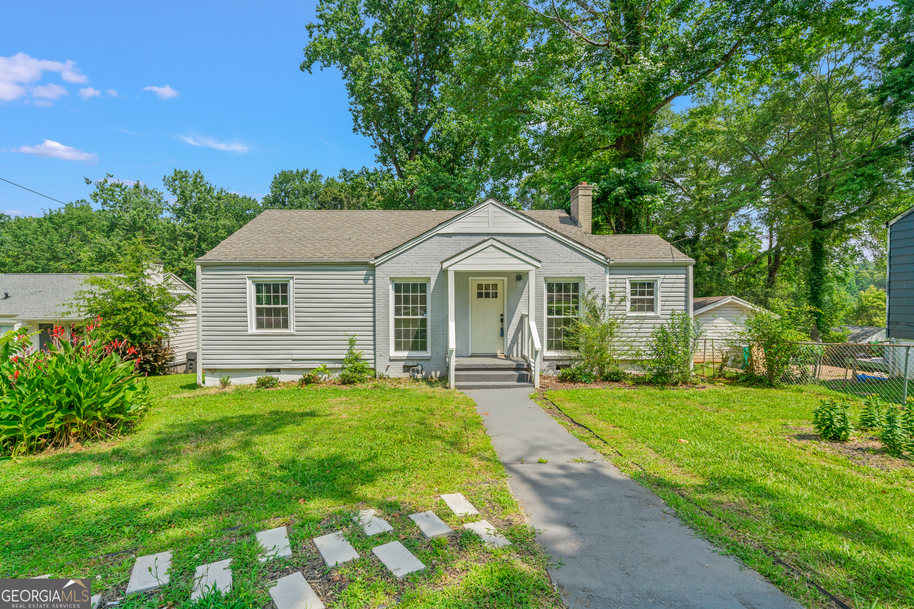 1053 Blount Place Property Photo 1
