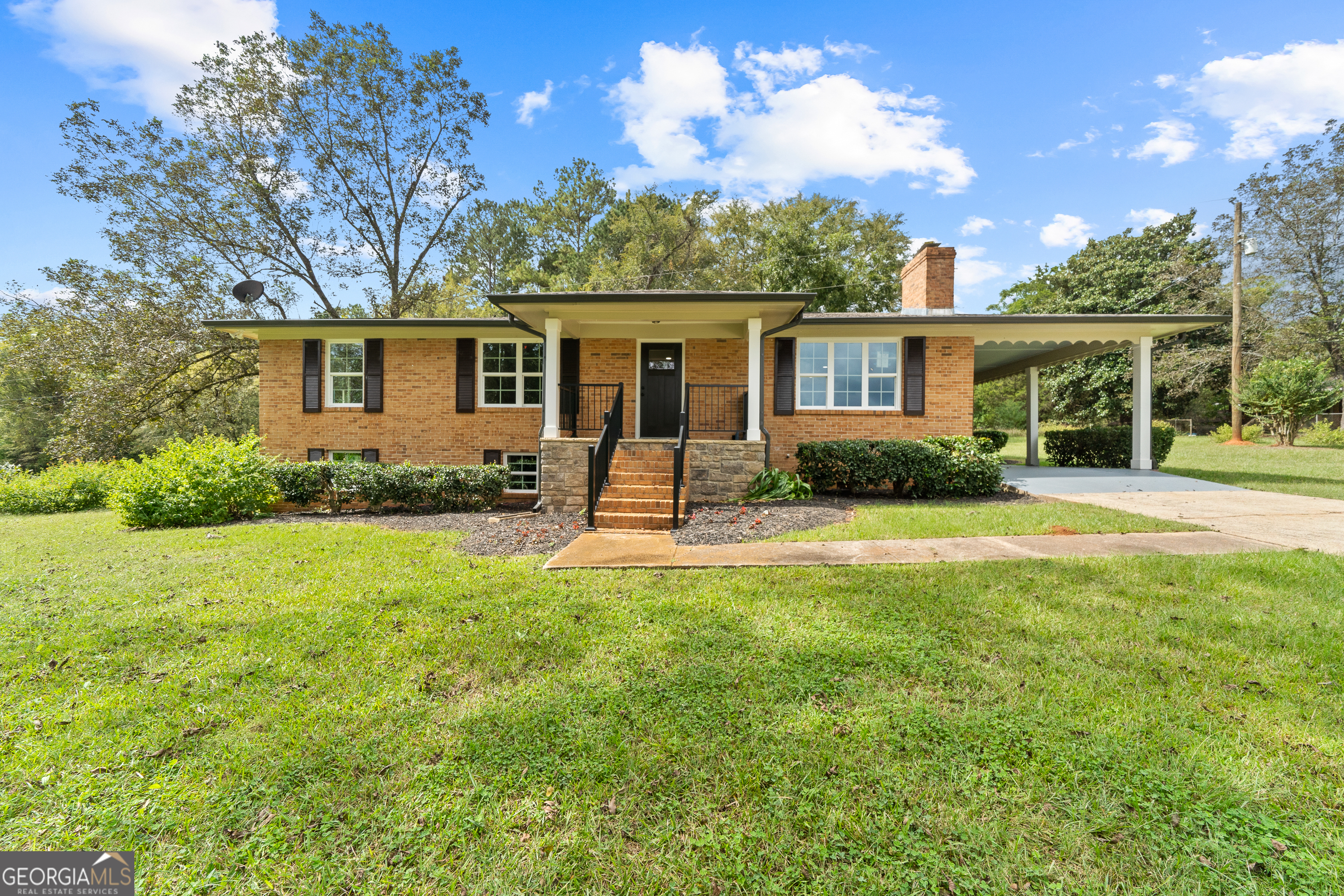 628 Dennis Station Road Property Photo 2