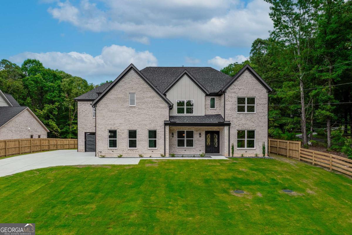 2875 Old Fountain Road Property Photo 1