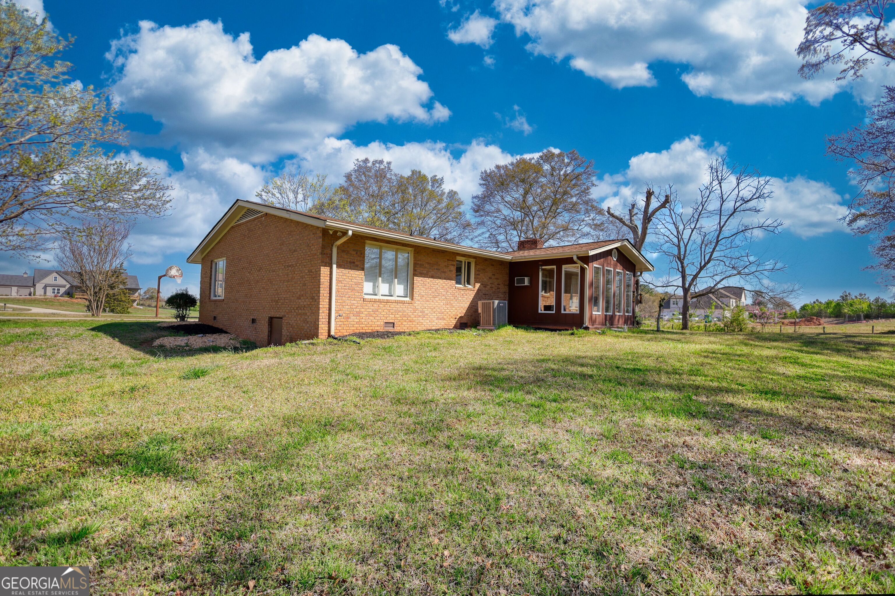 610 Loth Wages Road Property Photo 6
