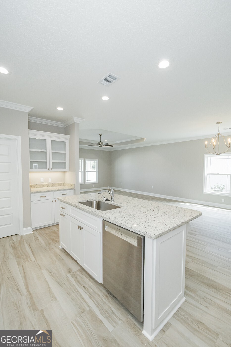 212 The Villas Way Property Photo 5