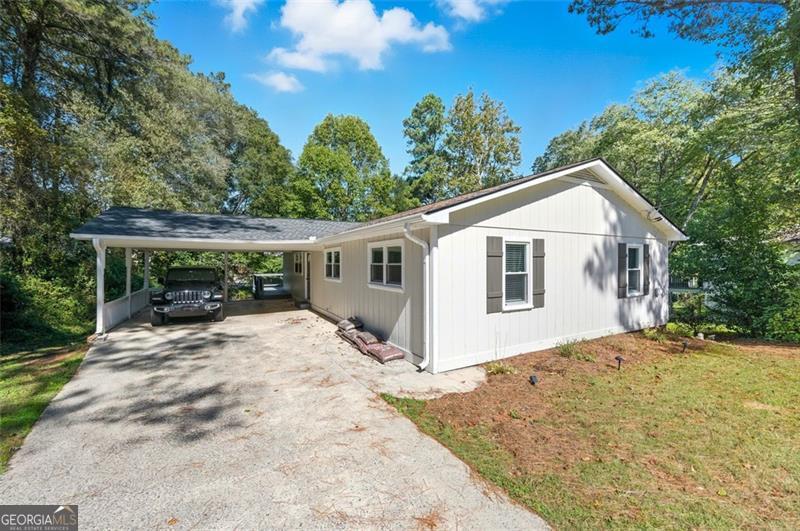 2011 Shadowwood Drive Property Photo 2