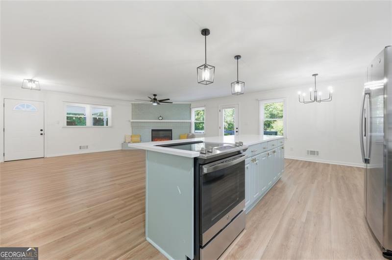 2011 Shadowwood Drive Property Photo 10