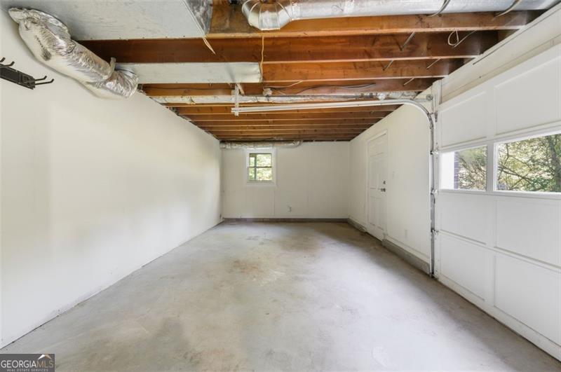2011 Shadowwood Drive Property Photo 14
