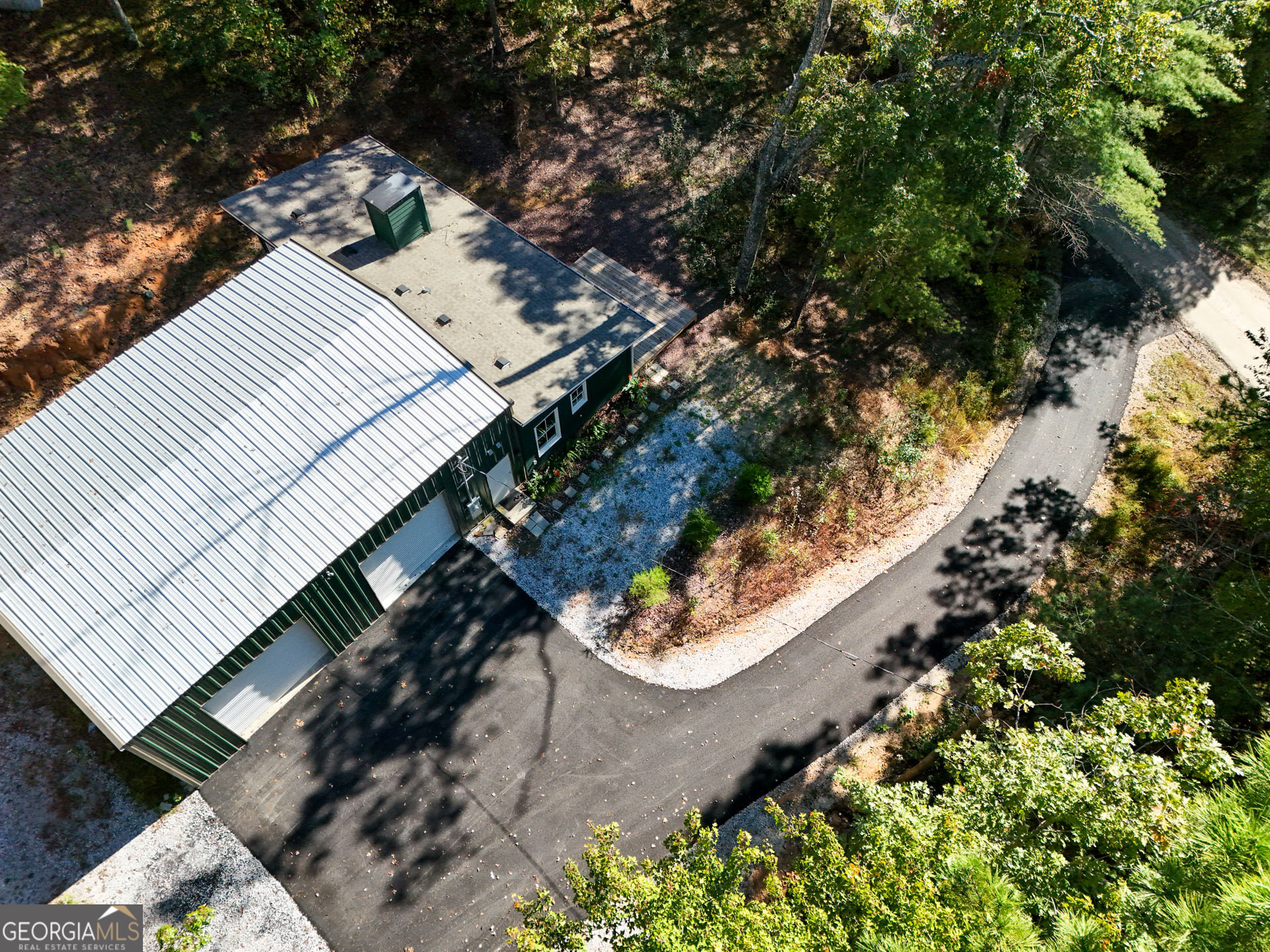 136 Key Lane Property Photo 5