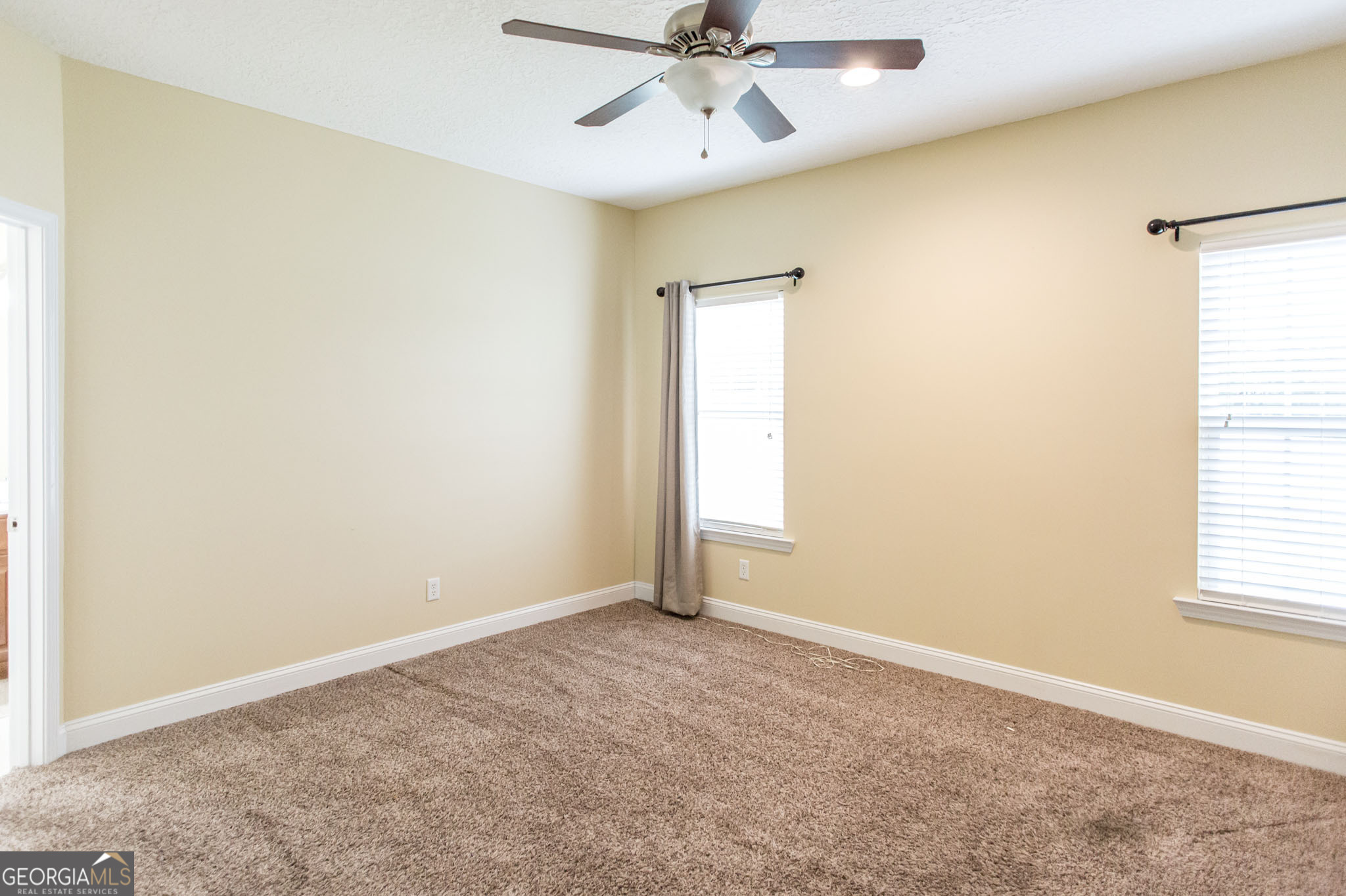 2869 Ben Street Property Photo 22