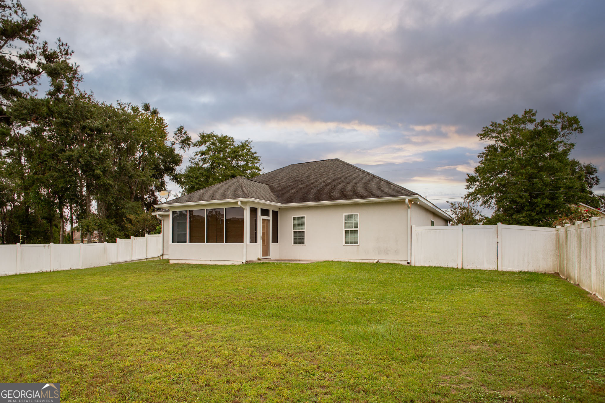 2869 Ben Street Property Photo 35