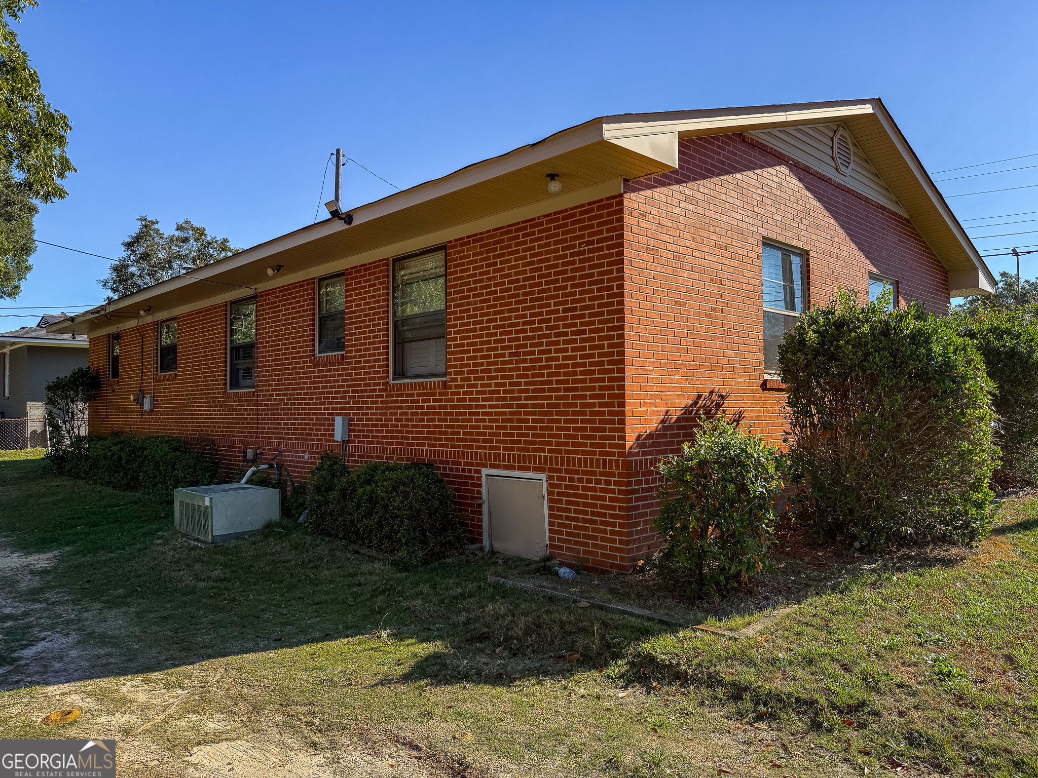 4303 Armour Road Property Photo 12