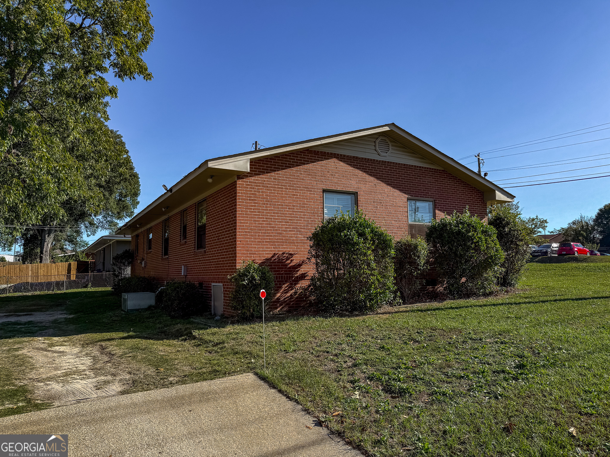 4303 Armour Road Property Photo 14