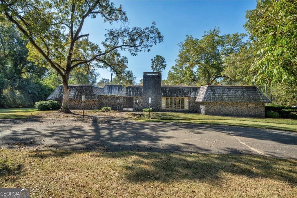 1403 S Ga Hwy 90 Property Photo 1