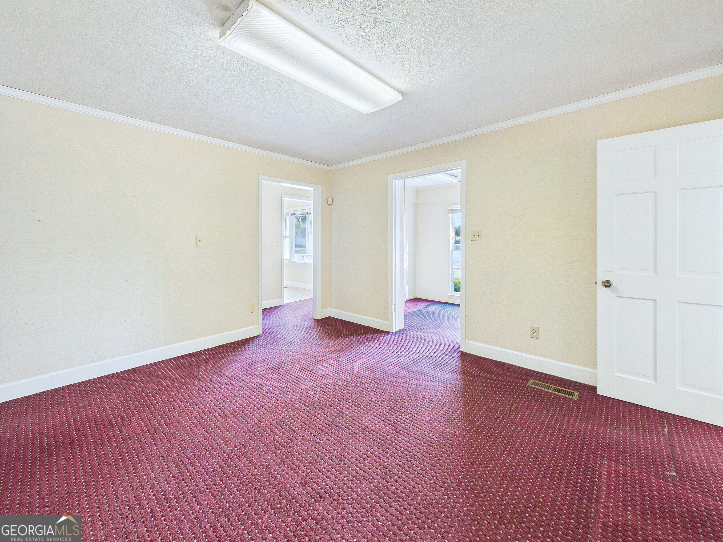 1531 N Columbia Street Property Photo 16