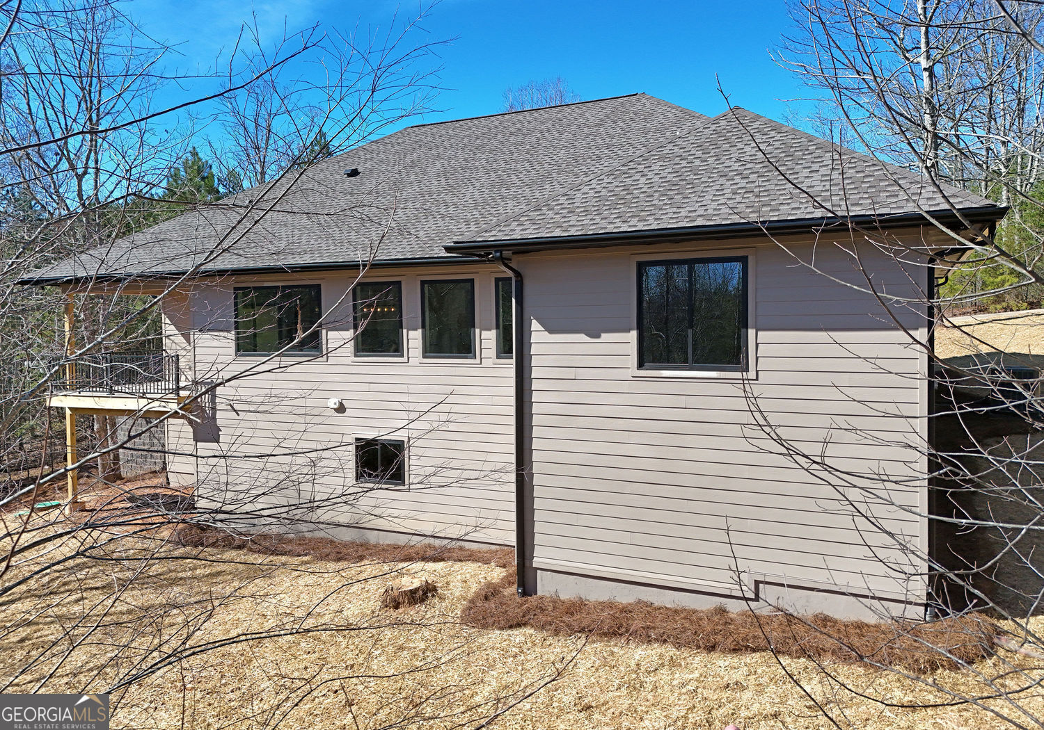 2408 Standing Meadows Drive Property Photo 12