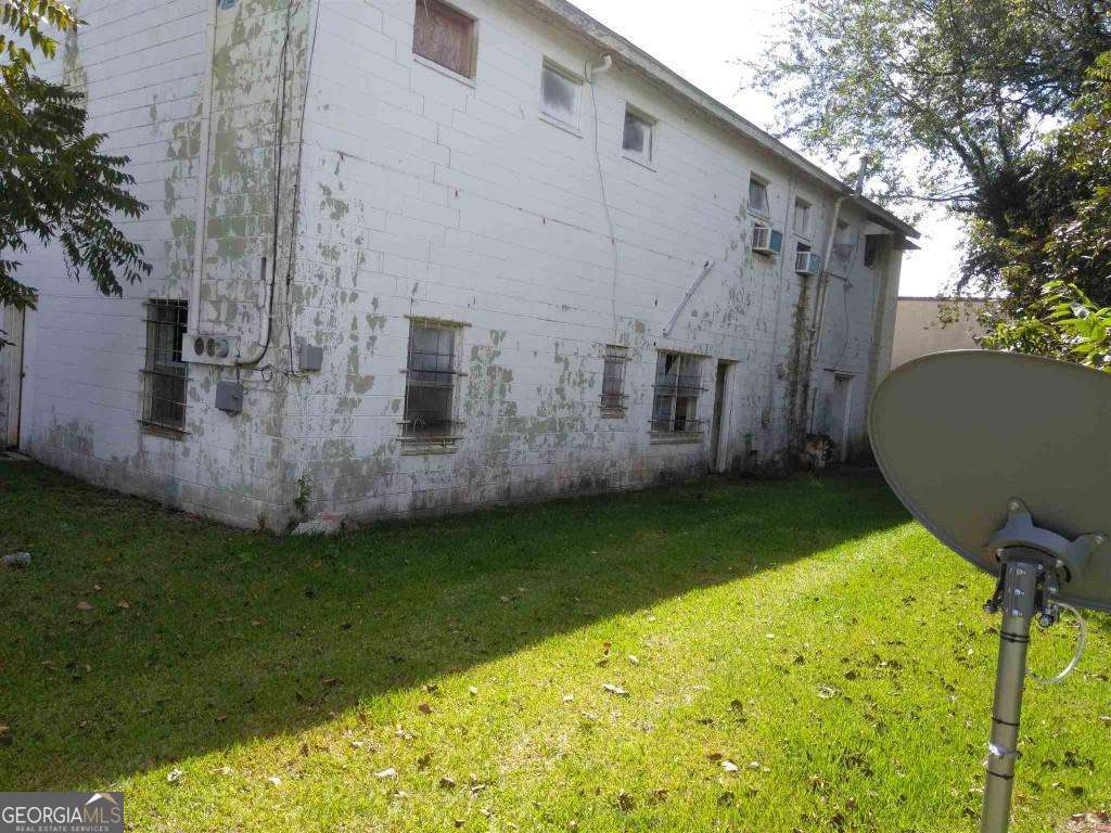 1476 Jefferson Street Property Photo 3