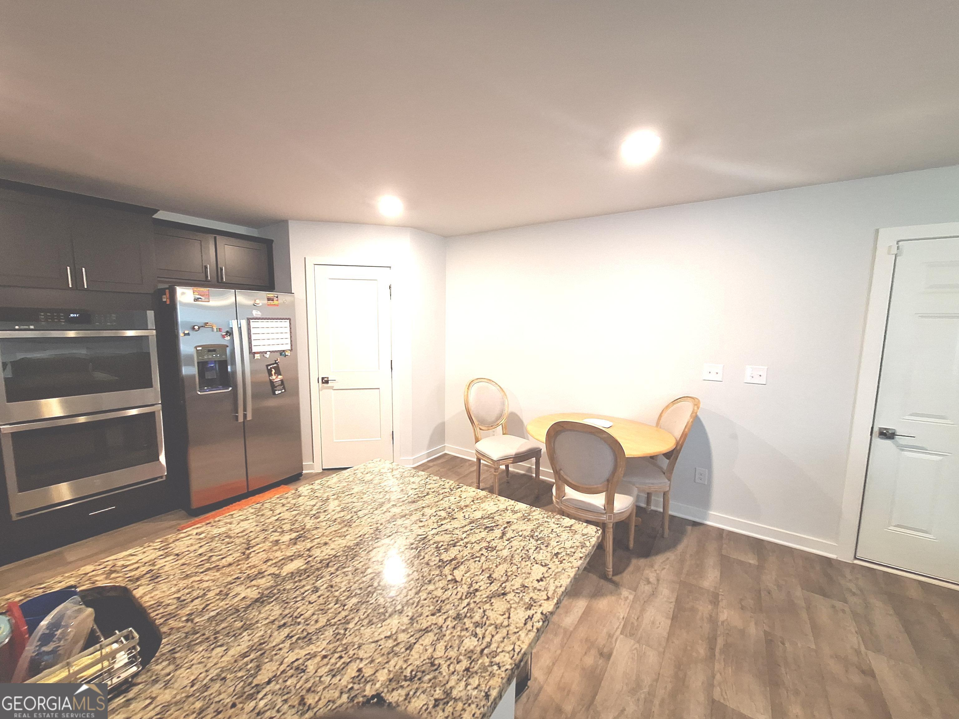 1105 Laflor Way Property Photo 5