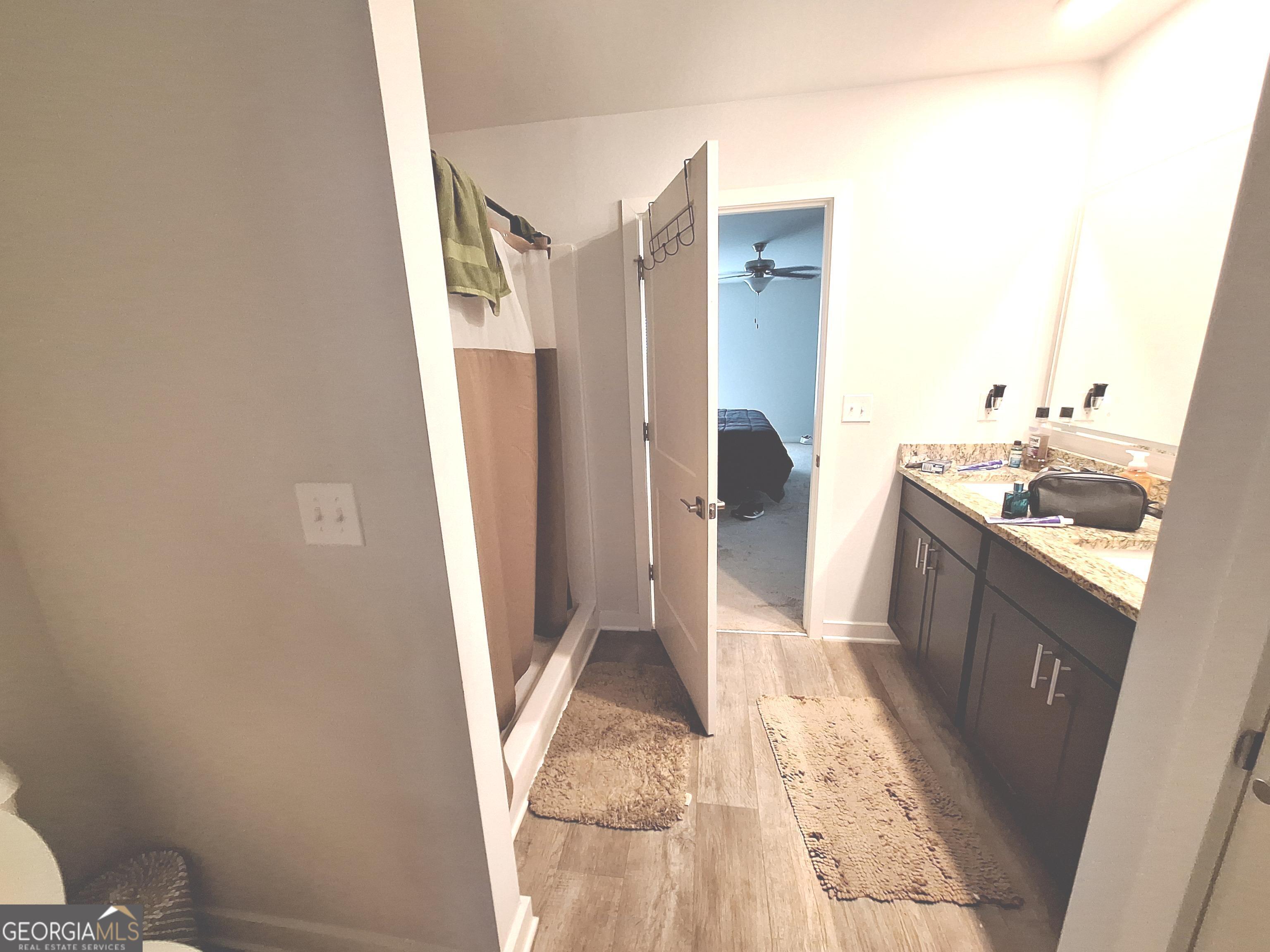 1105 Laflor Way Property Photo 8
