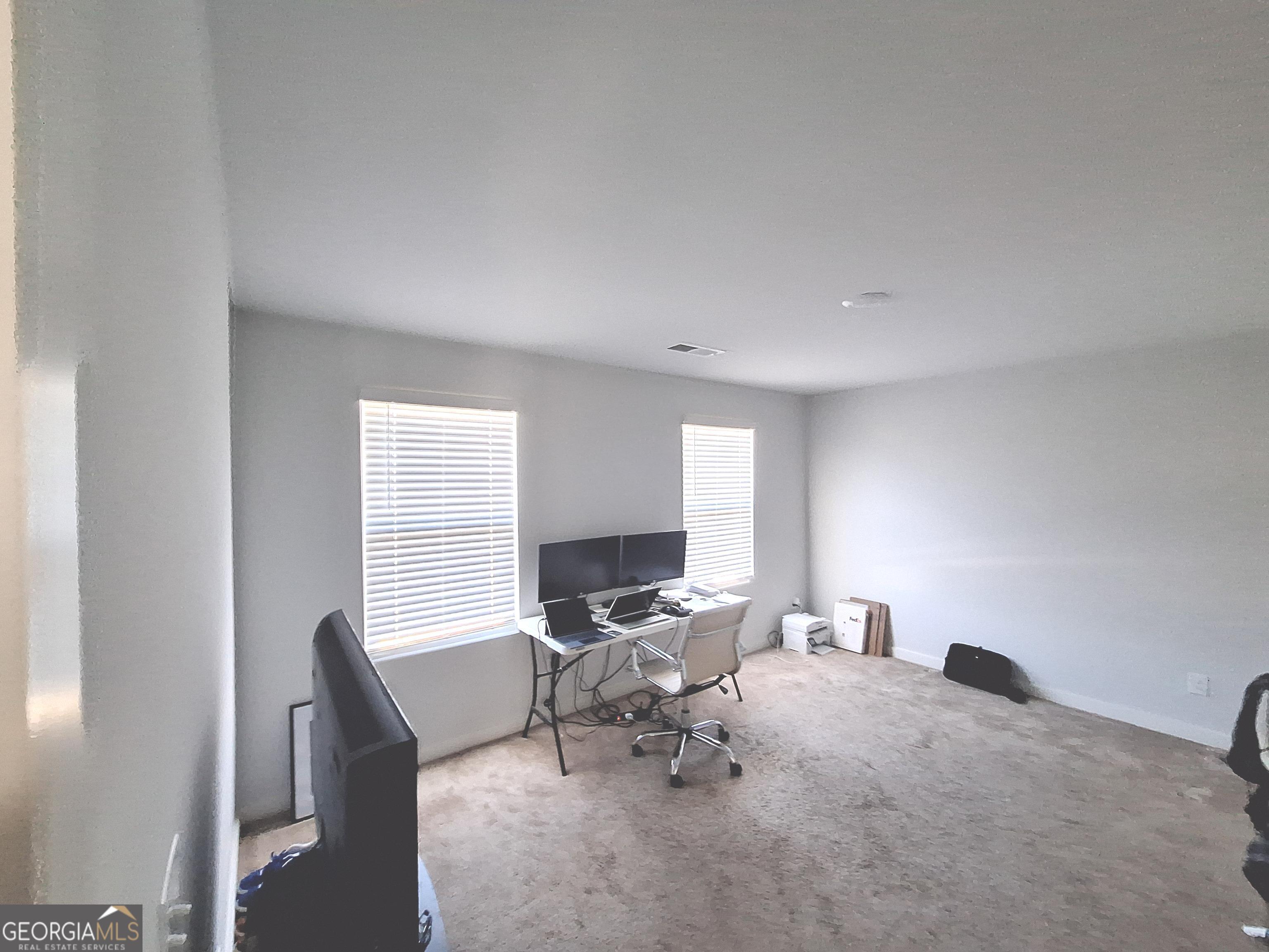 1105 Laflor Way Property Photo 14