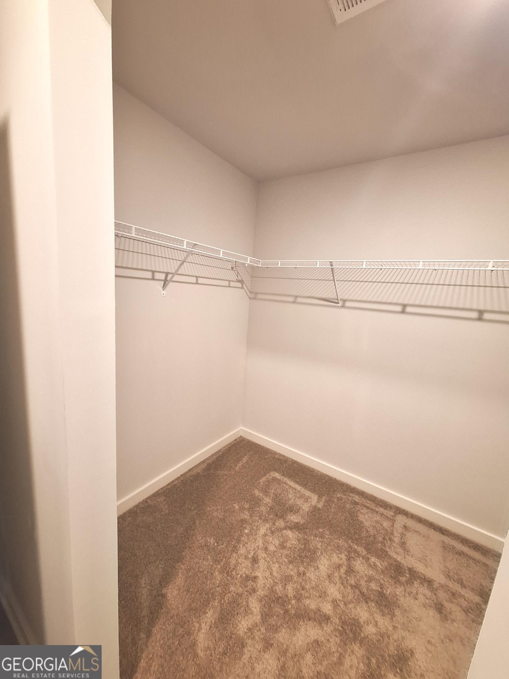 1105 Laflor Way Property Photo 23