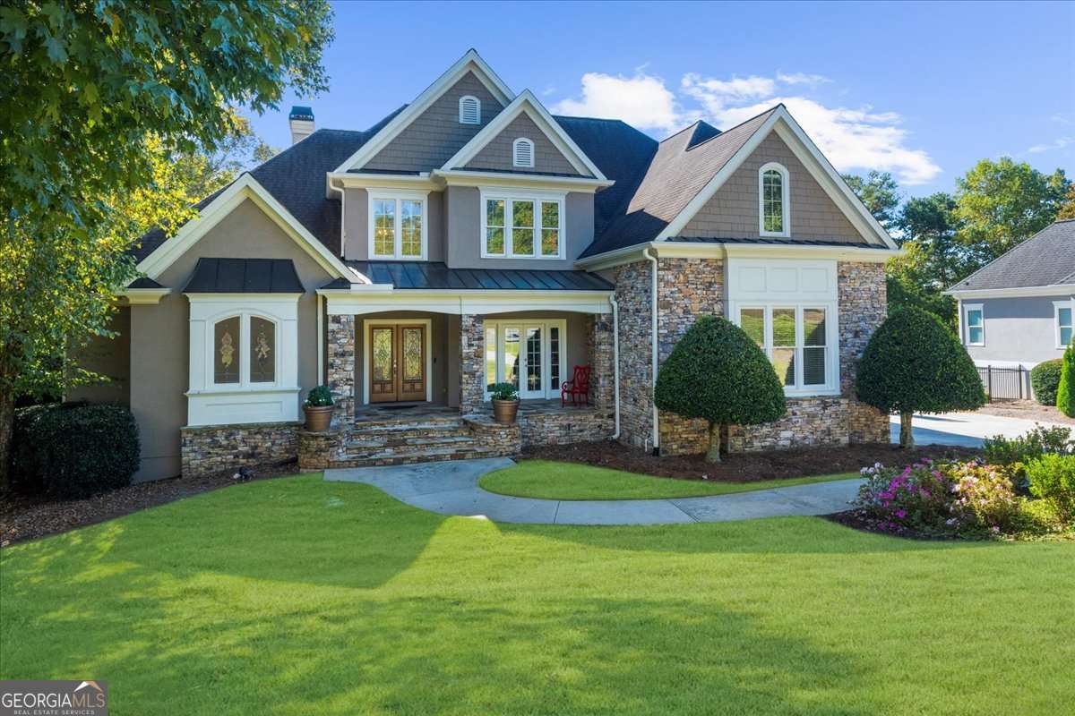 7025 Blackthorn Lane Property Photo 1